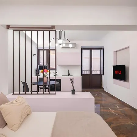 A Casa Di Giulia - Elegante Loft In Centro Storico Апартаменты